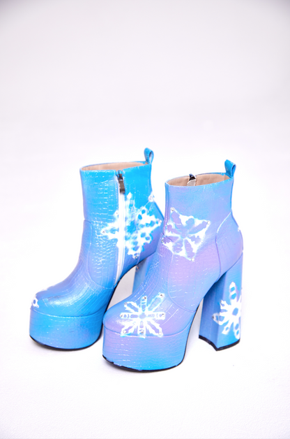 Snowflake Boot