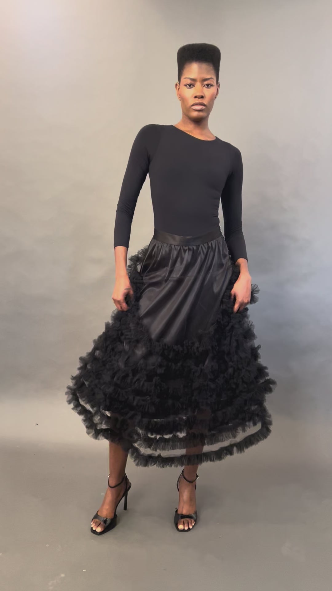 Cascade Skirt — Obsidian
